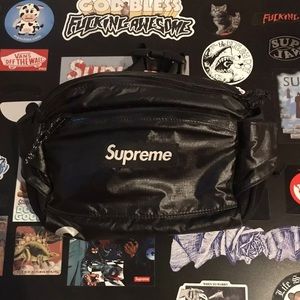 Supreme fanny pack fw17